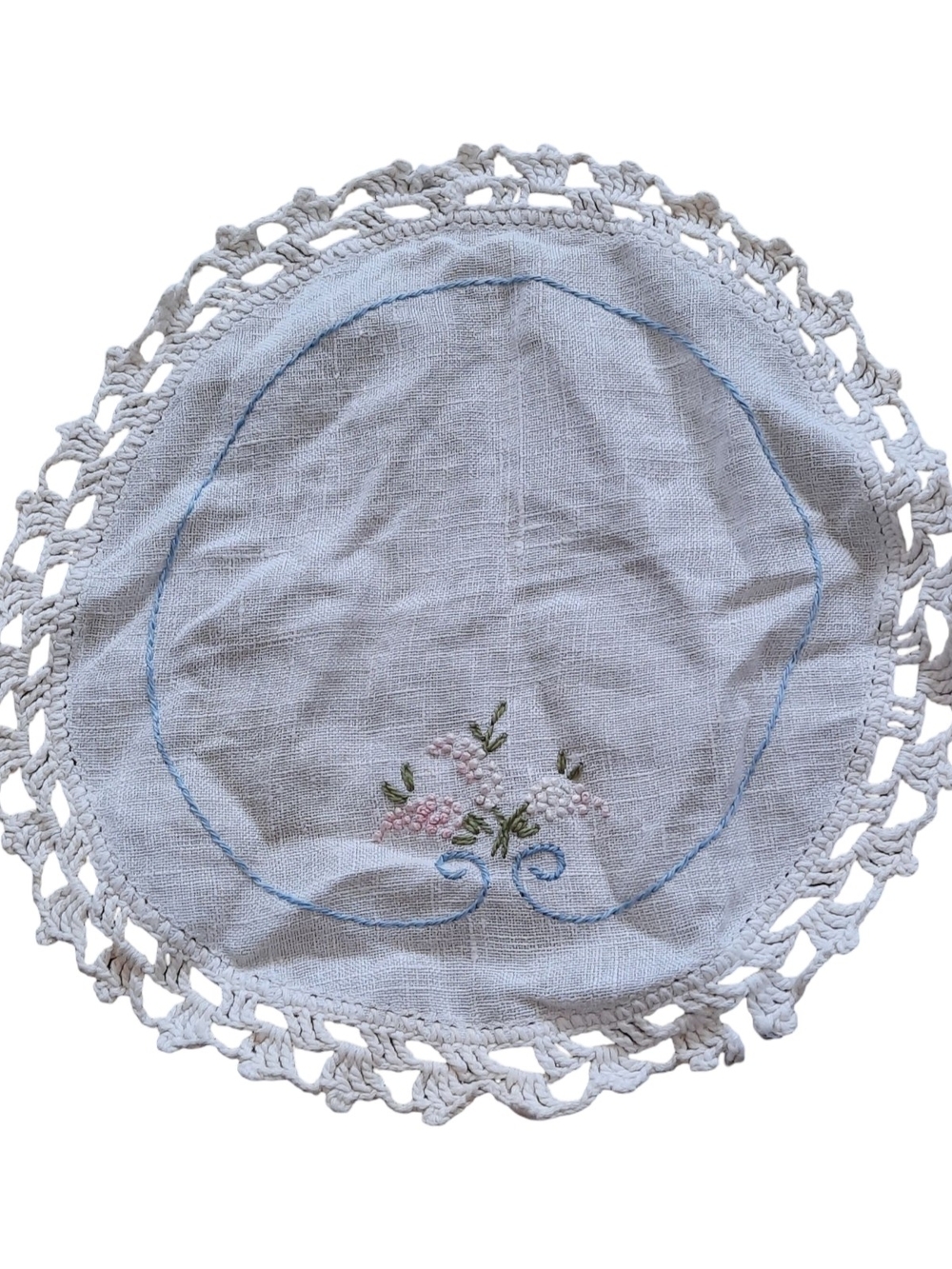 Embroidered White Lace-Edge Table Runner Set - Picture 4 of 5